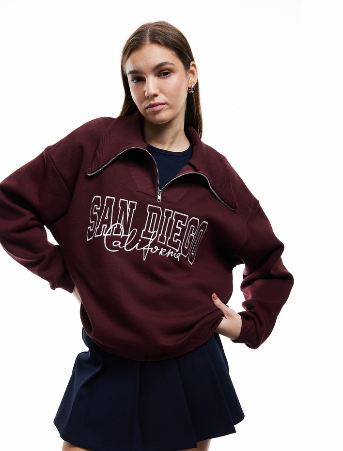  Şardonlu Uzun Kollu Baskılı Yarım Fermuarlı Oversize Sweatshirt