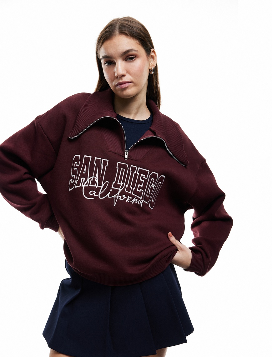   Şardonlu Uzun Kollu Baskılı Yarım Fermuarlı Oversize Sweatshirt