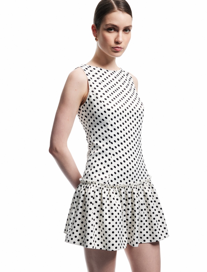  Viskon Kumaş Kolsuz Bisiklet Yaka Fırfırlı Mini Puantiyeli Elbise