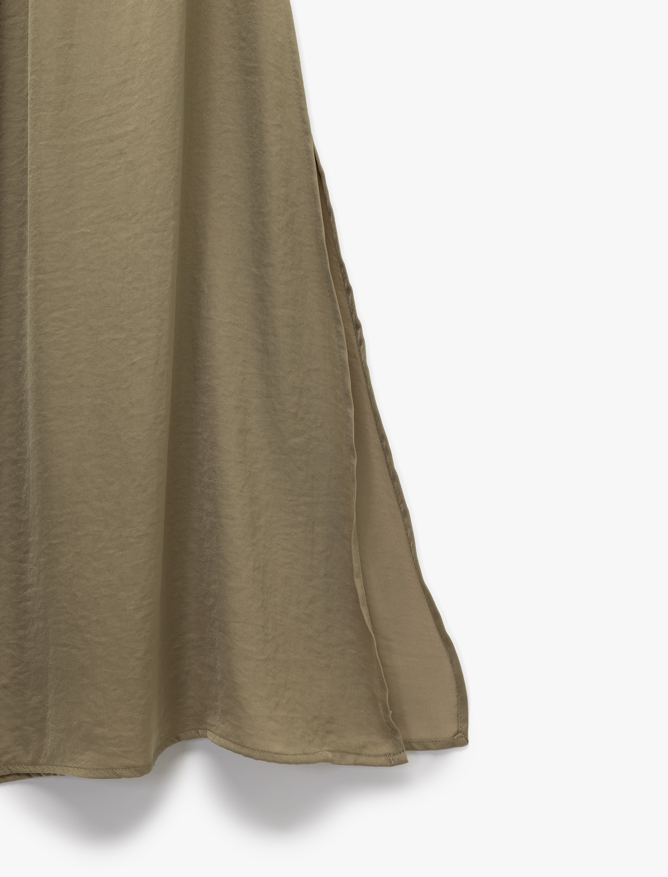   Bağlamalı Yaka Kolsuz Midi Boy Büzgülü Saten Elbise