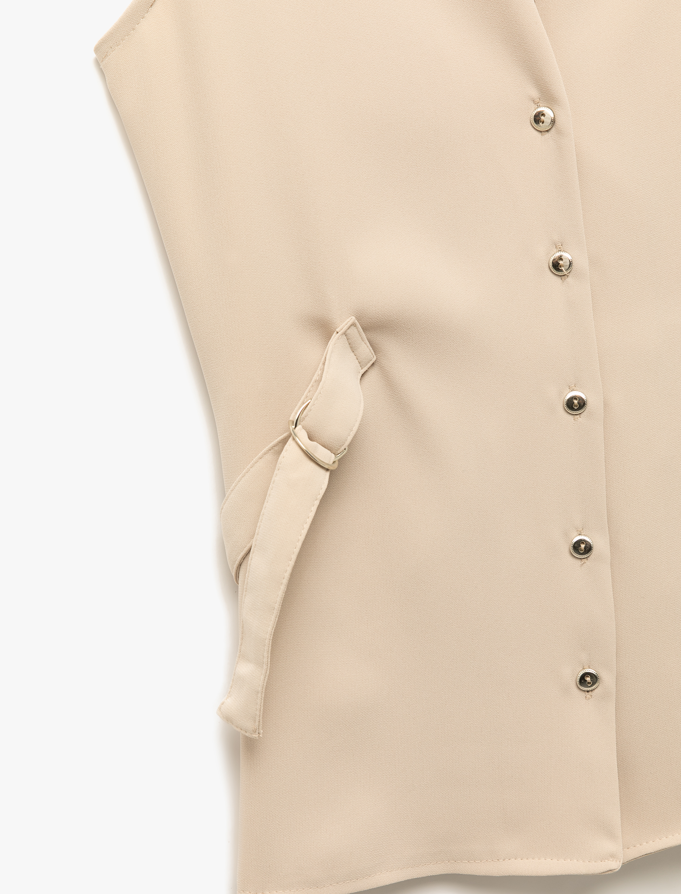 Krep Kumaş Kemer Detaylı Kolsuz Gömlek