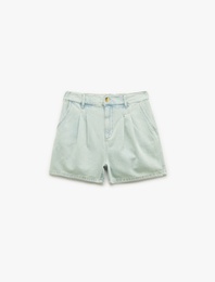 Normal Bel Pileli Düğmeli Cepli Rahat Kalıp Mini Denim Şort