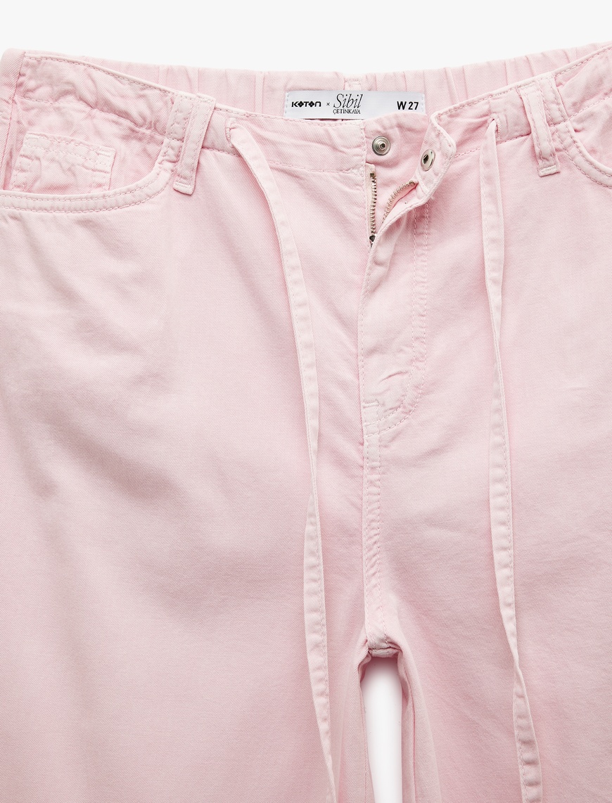   Loose Straight Fit Jeans