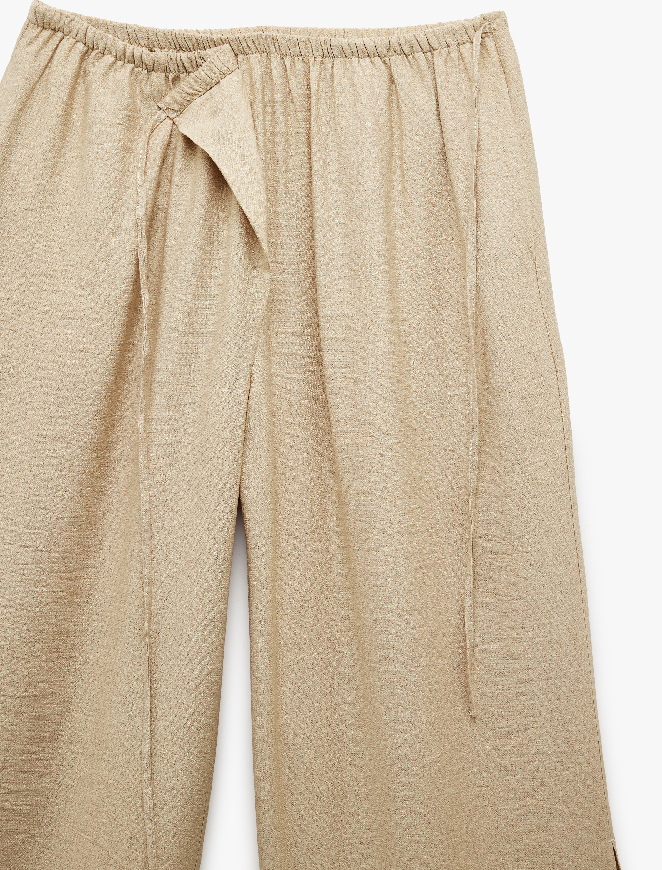   Viskon Kumaş Rahat Kalıp Yırtmaç Detaylı Beli Bağcıklı Cepli Kruvaze Oversize Pantolon