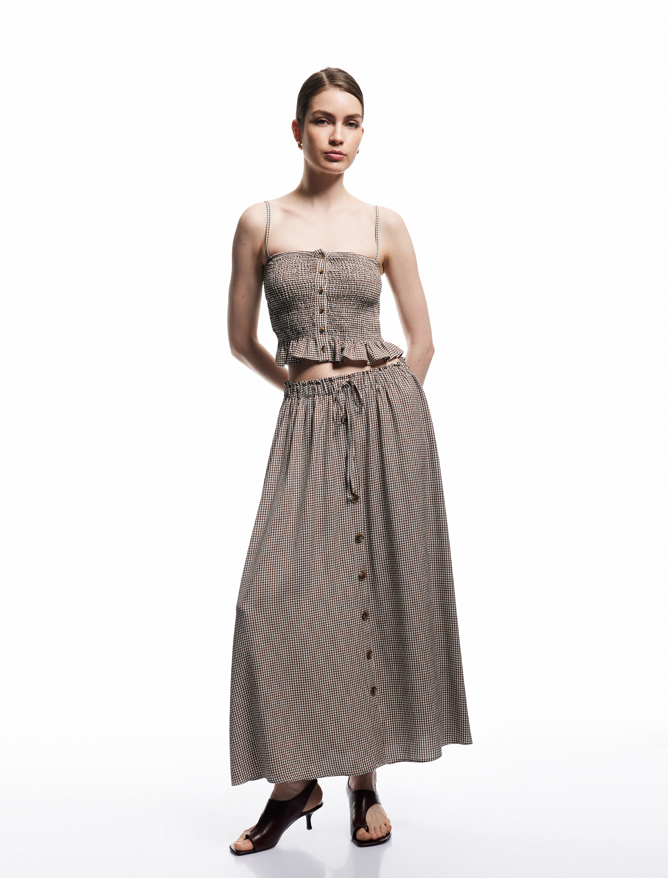   Koton X Melis Ağazat - Viskon Crinkle Kumaş Düğmeli İnce Askılı Pötikareli Crop Bluz