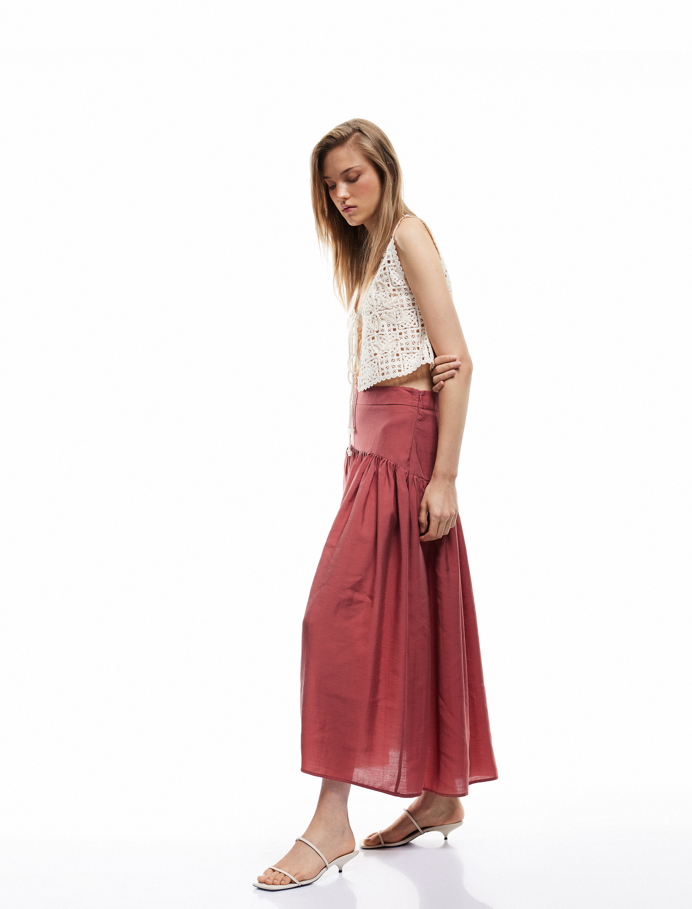   Koton X Melis Ağazat - Büzgülü Belden Oturtma Detaylı Midi Kloş Etek