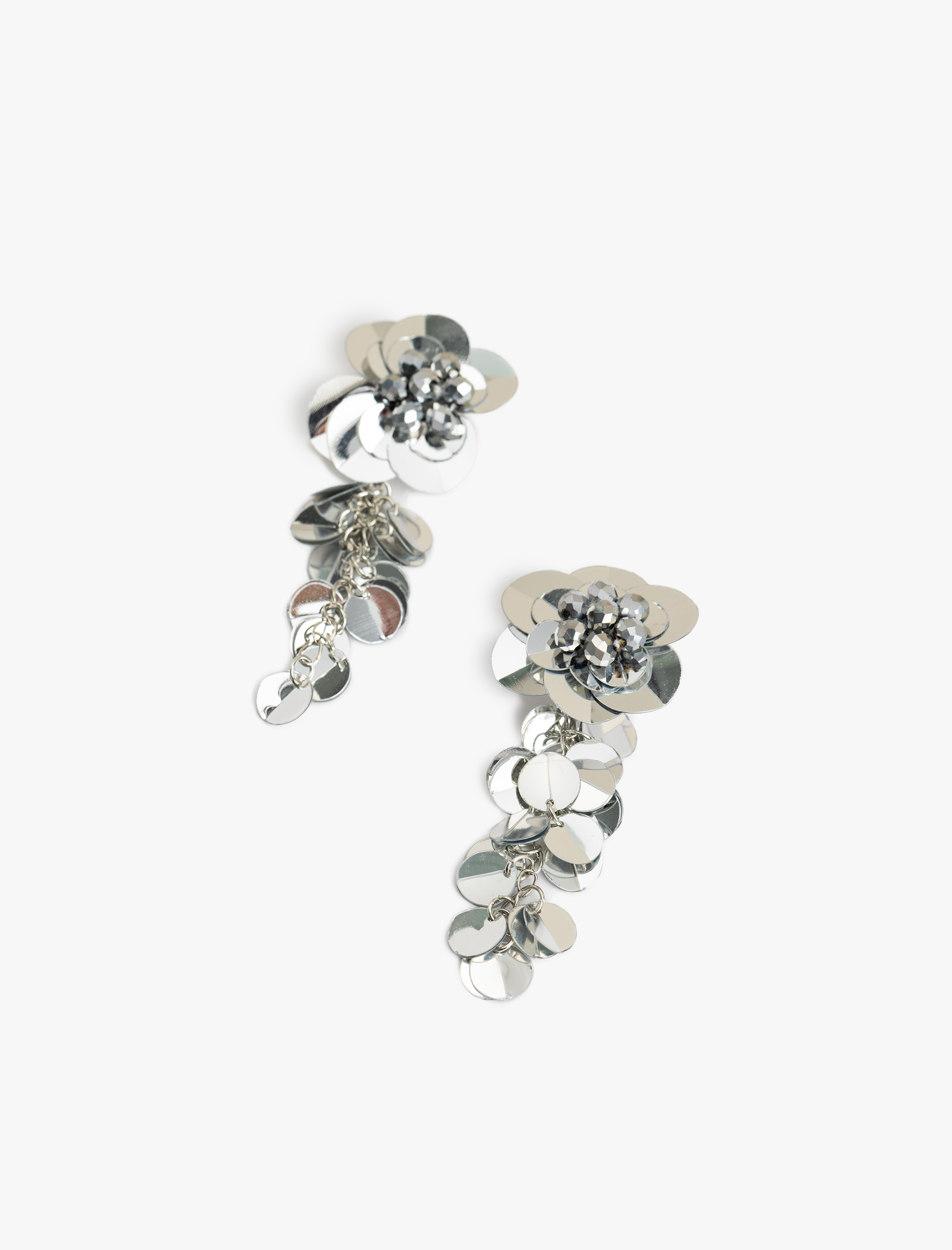  Kadın Büyük Çiçekli Metalik Küpe