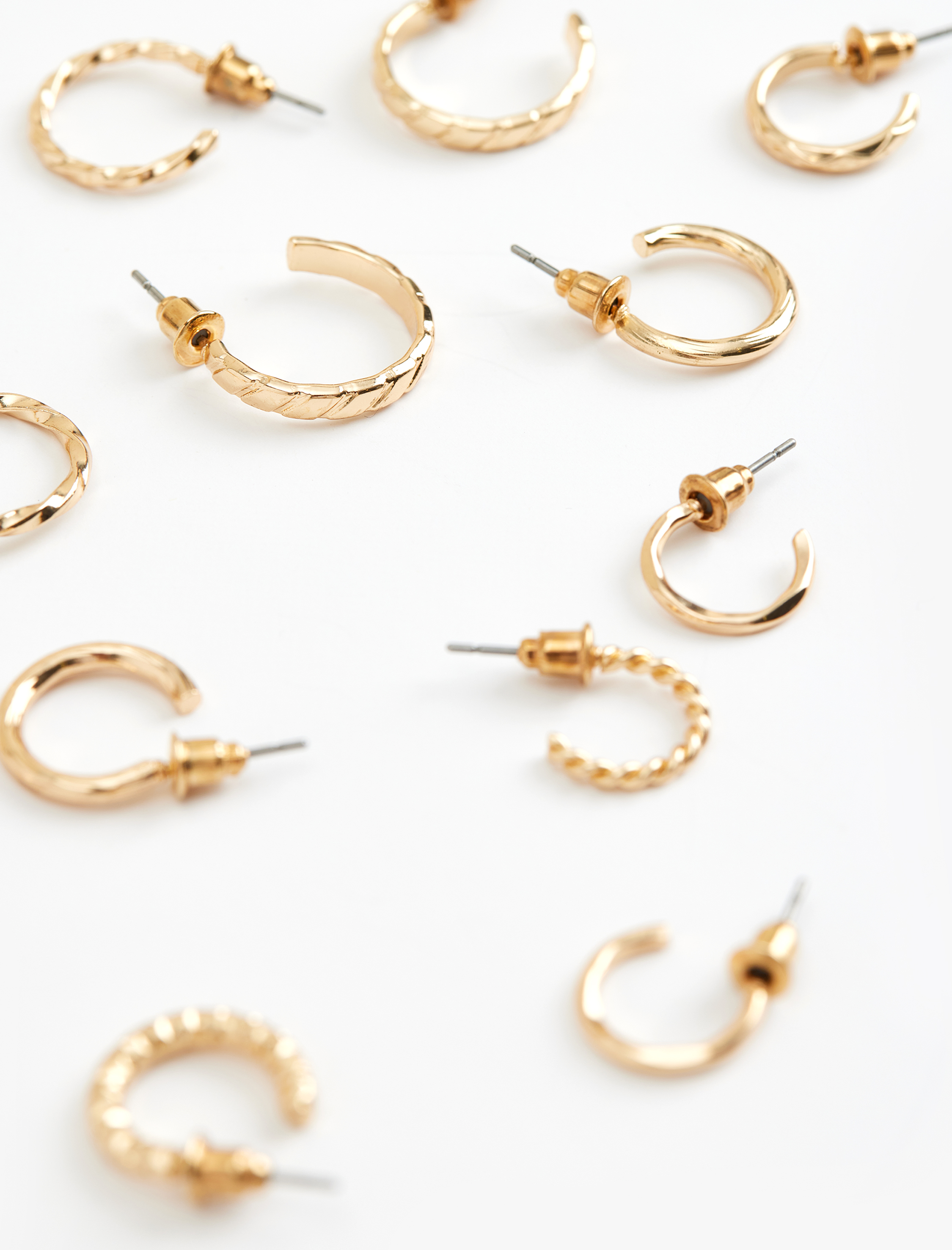  Kadın Çelik Karışımlı 8'li Halka Küpe Seti