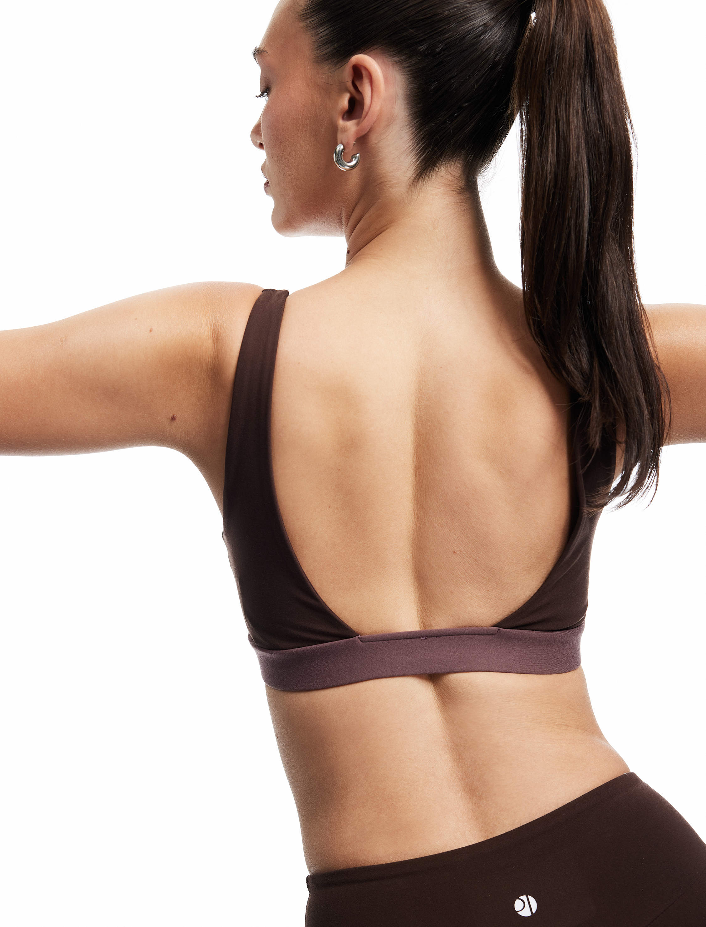   U Yaka Renk Bloklu Kolsuz Sporcu Sütyeni