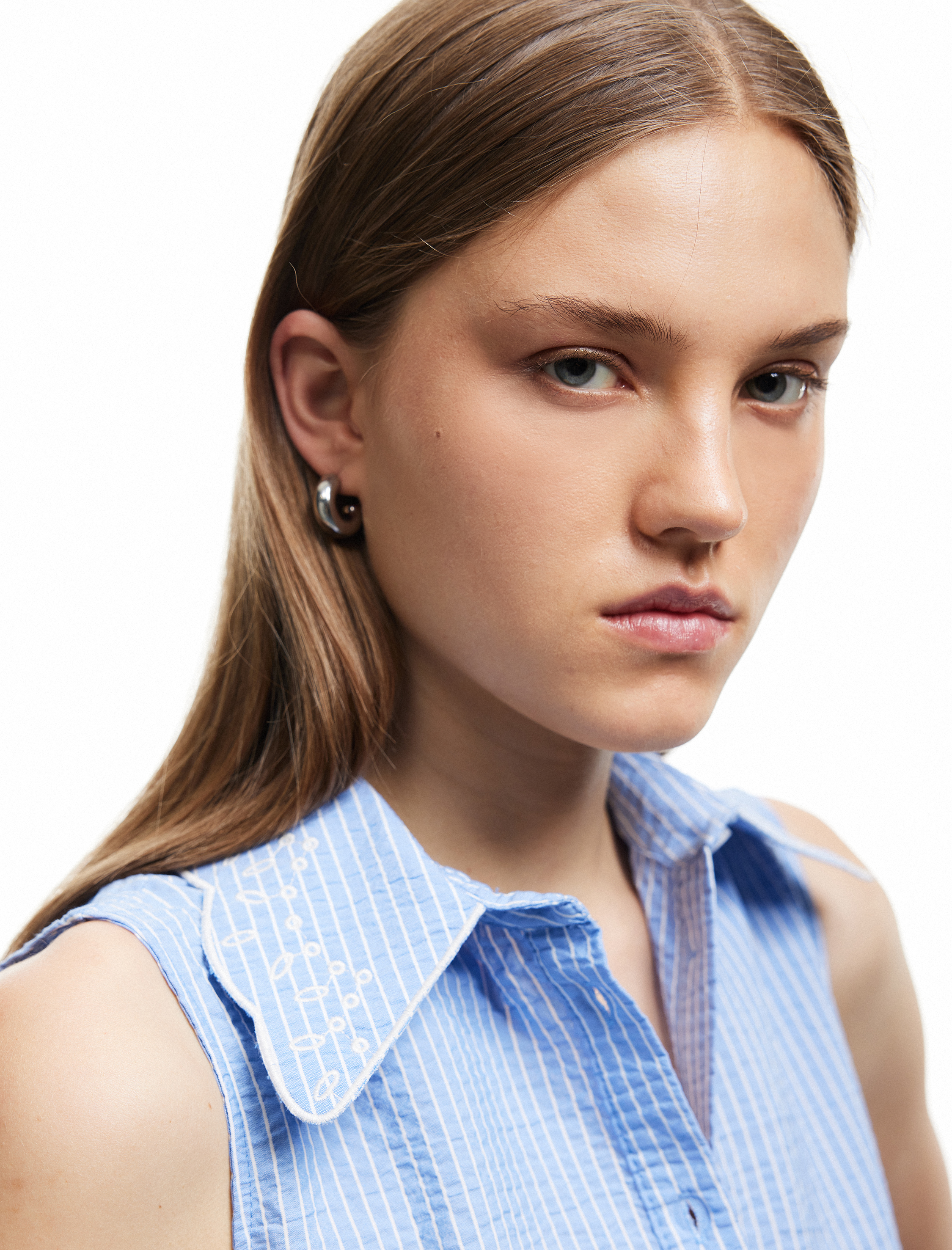   Bol Kalıp Düğmeli Kuşak Detaylı Kolsuz Uzun Gömlek Elbise