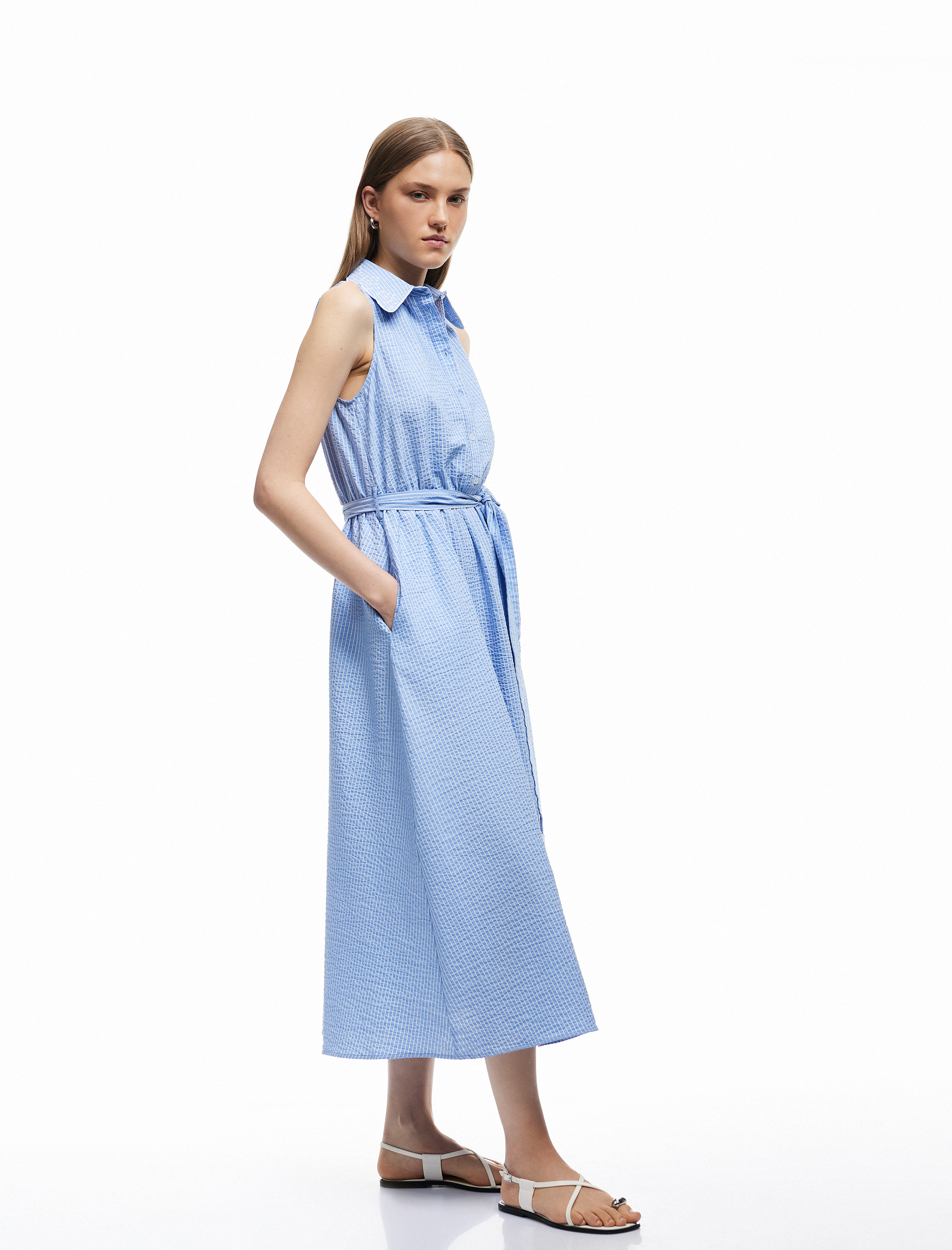   Bol Kalıp Düğmeli Kuşak Detaylı Kolsuz Uzun Gömlek Elbise