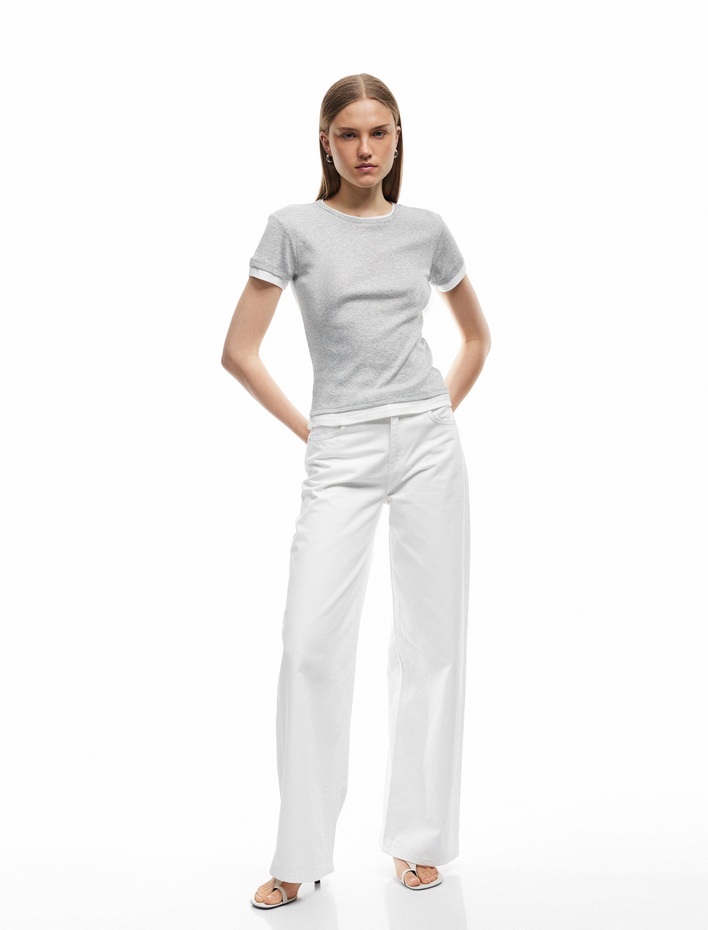  Renk Kontrast Detaylı Slim Fit Kısa Kollu Bisiklet Yaka Tişört