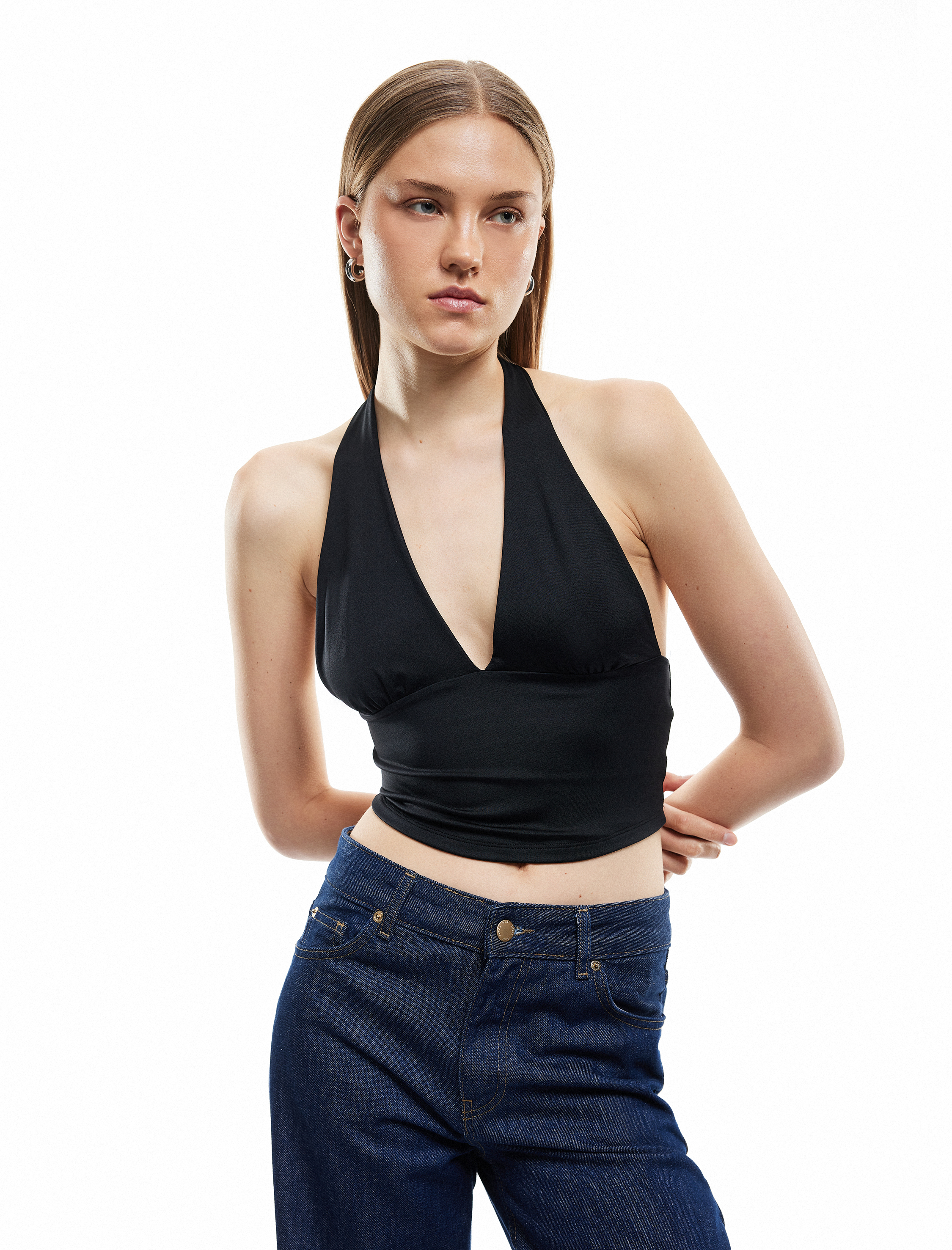   Slim Fit Sırt Dekolteli Crop Halter Yaka Büstiyer
