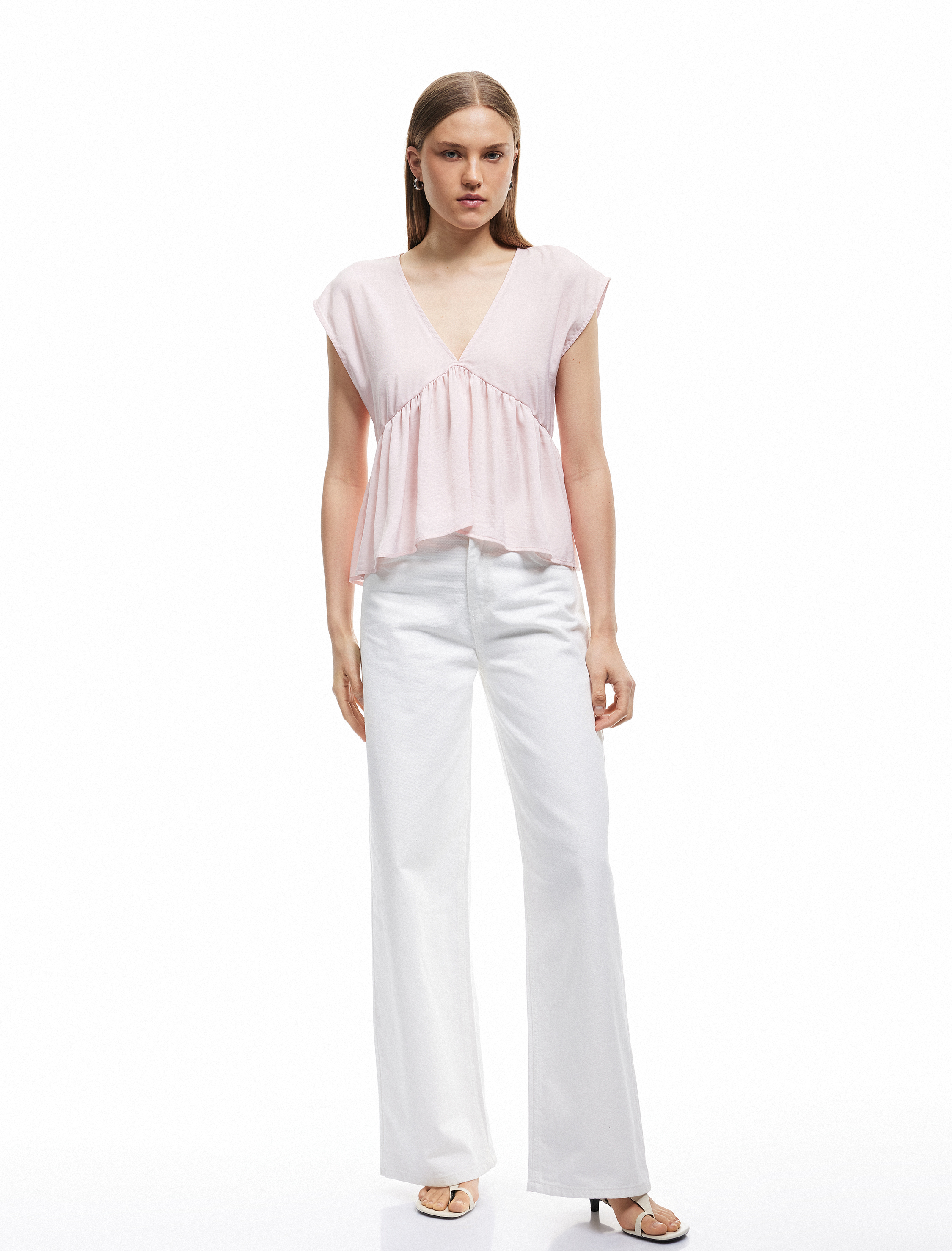   Aerobin Kumaş Pileli V Yaka Kolsuz Saten Bluz