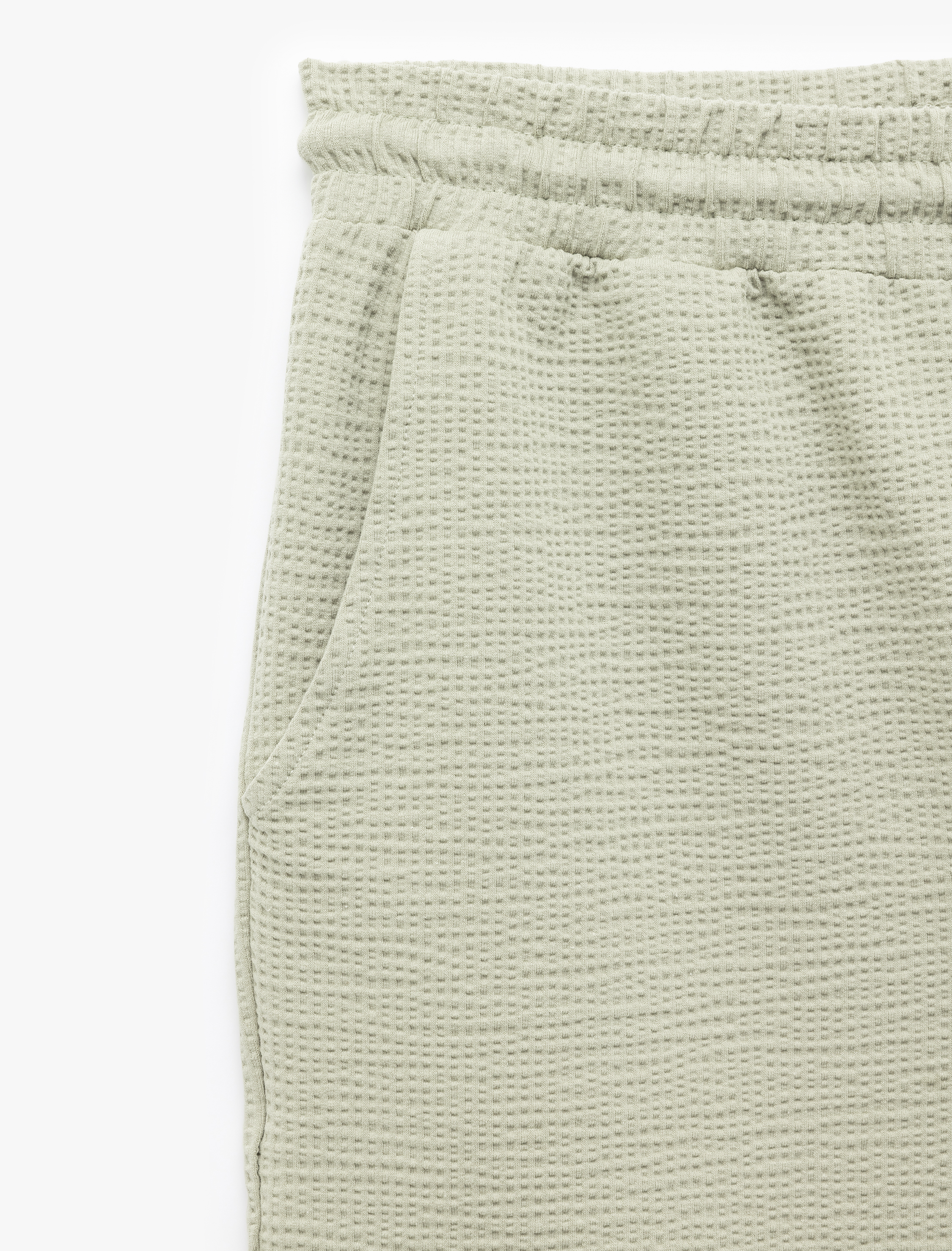   Pamuklu Dokulu Bermuda Beli Bağcıklı Şort