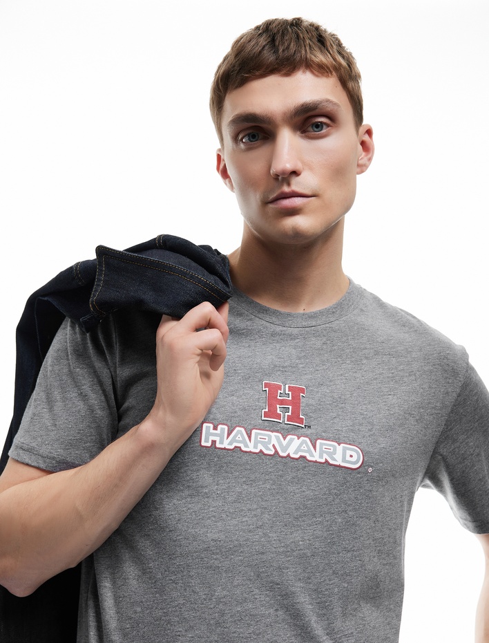  Kısa Kollu Regular Fit Bisiklet Yaka Baskılı Lisanslı Harvard Tişört