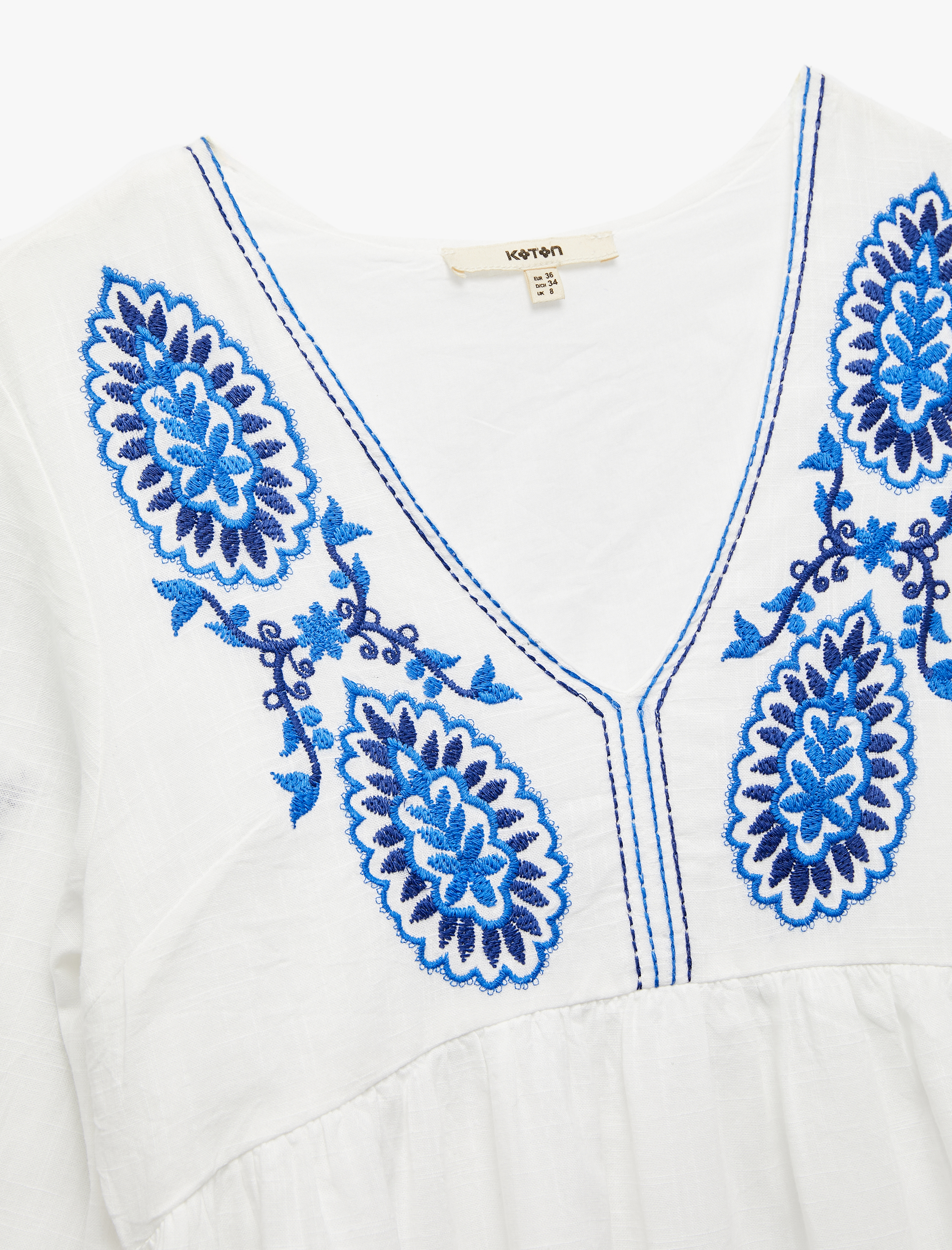   Pamuklu Bol Kalıp Astarlı Nakışlı Etnik Desenli Uzun Balon Kollu V Yaka Elbise