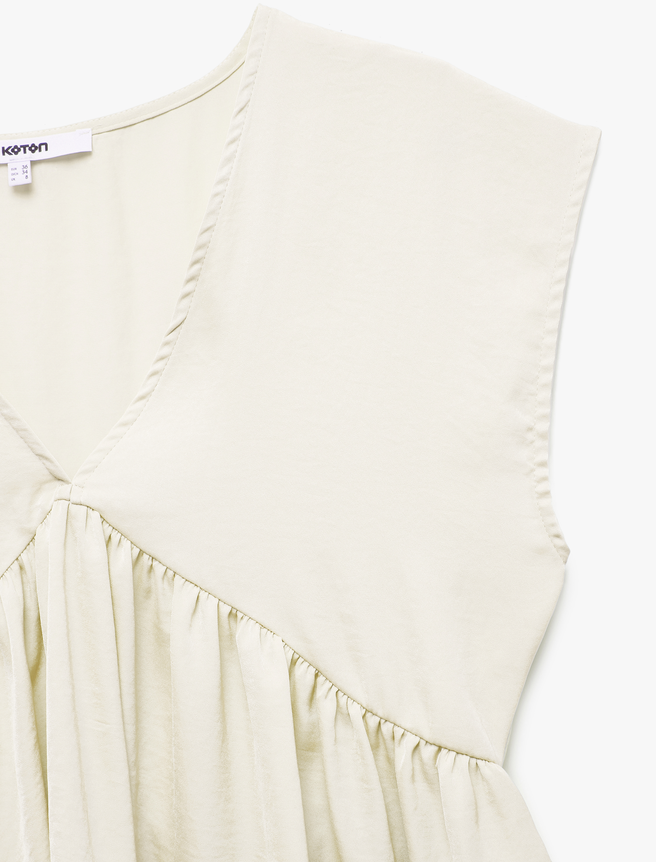   Aerobin Kumaş Pileli V Yaka Kolsuz Saten Bluz