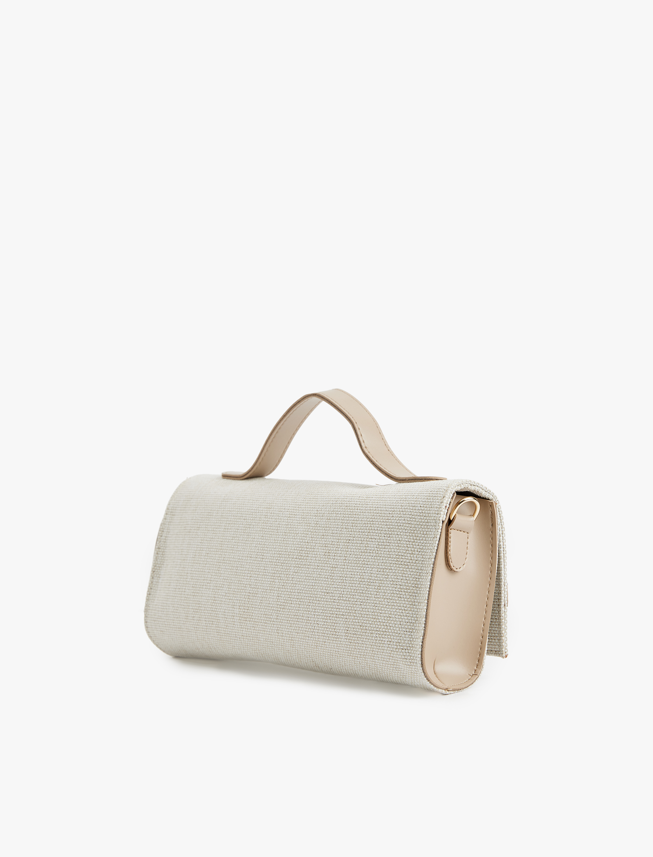  Kadın Toka Detaylı Kapaklı Omuz Çantası