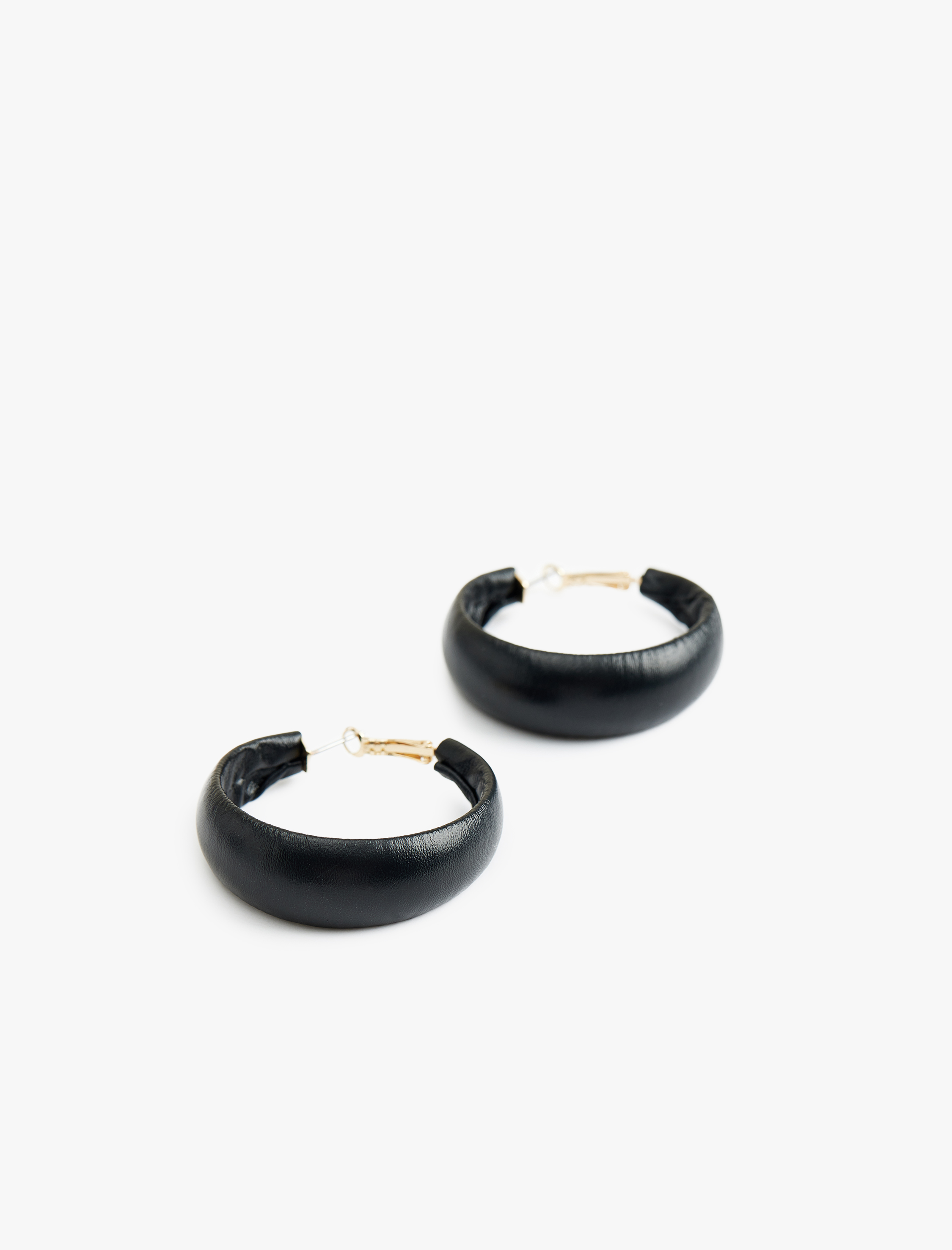  Kadın Suni Deri Halka Küpe