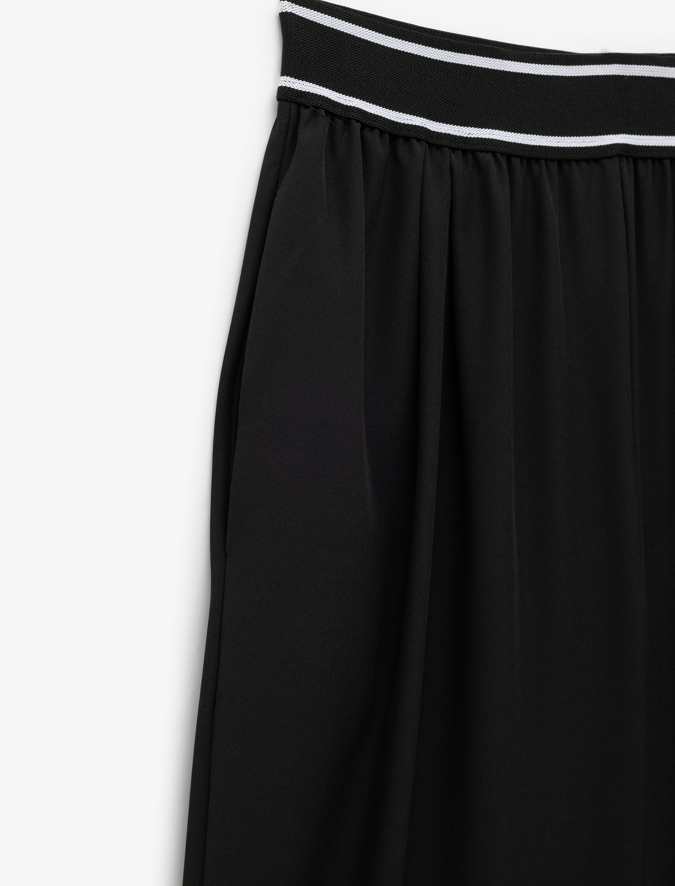   Yüksek Bel Lastik Detaylı Çizgili Cepli Spor Eşofman Altı