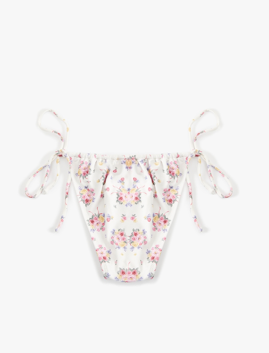   Koton X Sibil Çetinkaya - Düşük Bel Çiçekli Bikini Altı