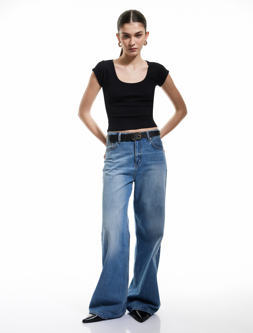   Pamuklu Slim Fit Kısa Kollu Bisiklet Yaka Tişört