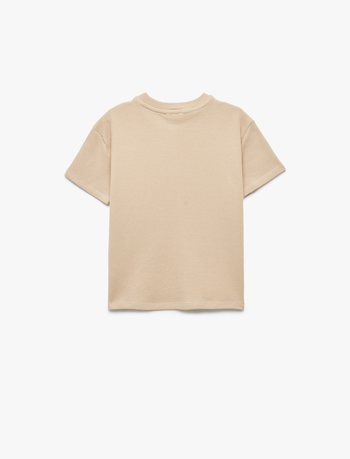 Erkek Çocuk Nakış Detaylı Kısa Kollu Bisiklet Yaka Pamuklu Tişört