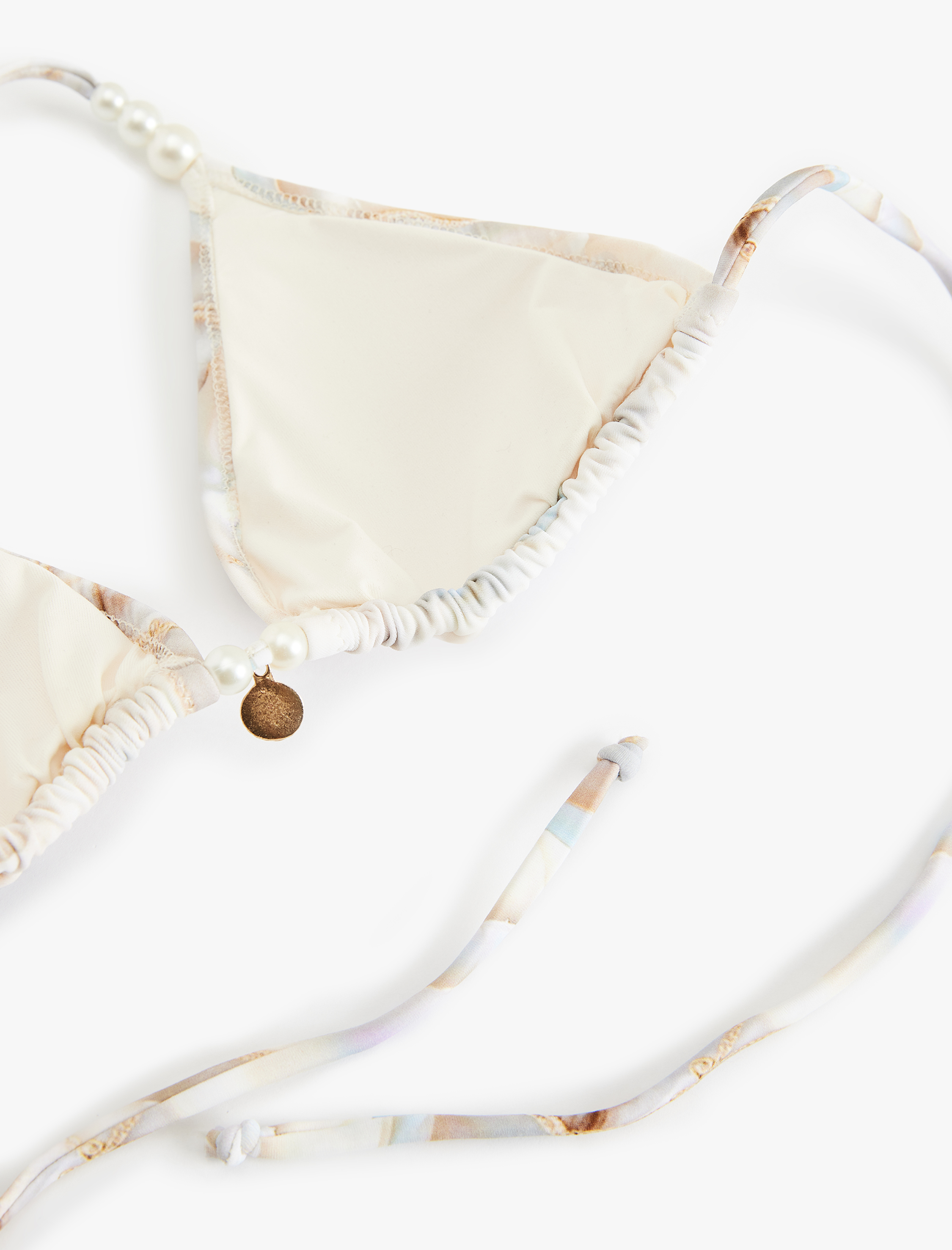   Koton X Şahika Ercümen - Deniz Kabuğu Detaylı Soyut Desenli Üçgen Bikini Üstü