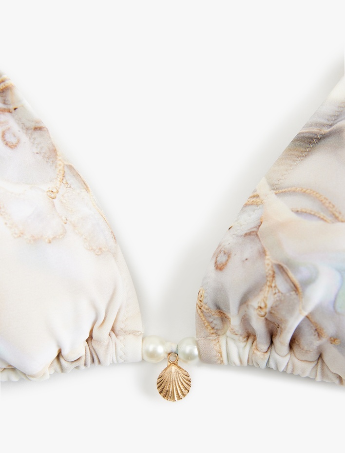  Koton X Şahika Ercümen - Deniz Kabuğu Detaylı Soyut Desenli Üçgen Bikini Üstü