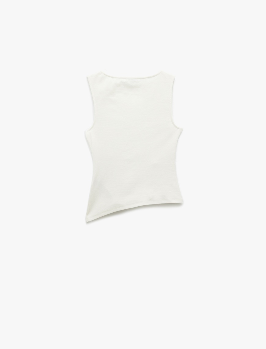   Kayık Yaka Kolsuz Slim Fit Asimetrik Bluz