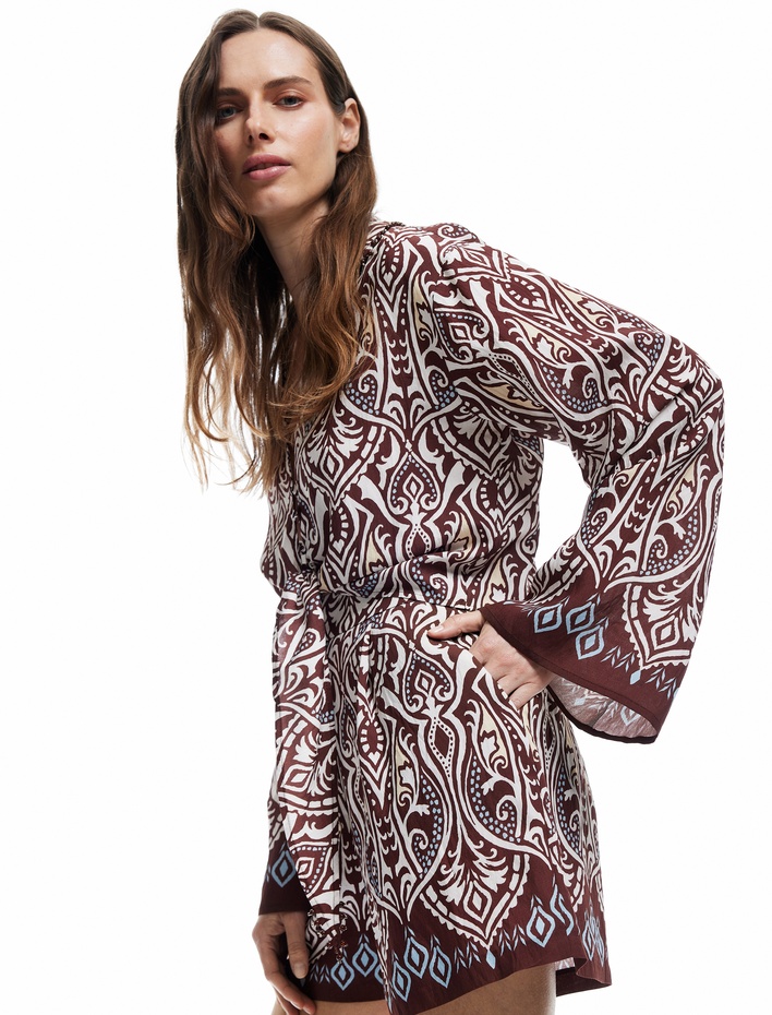  Koton X Melis Ağazat - Viskon Kumaş Cepli Etnik Desenli Mini Şort