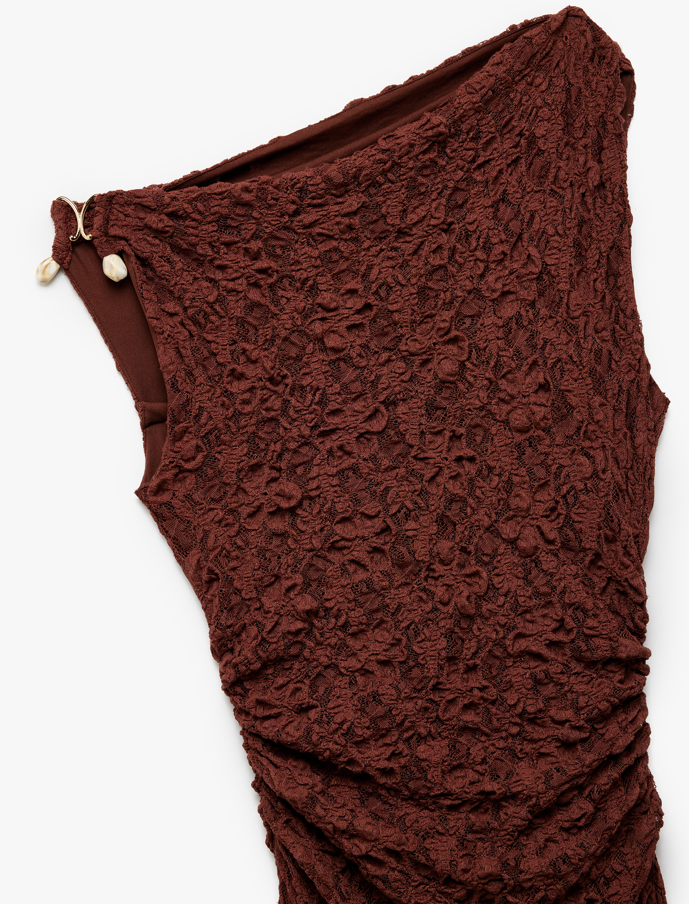   Koton X Melis Ağazat - Kolsuz Slim Fit Drapeli Aksesuarlı Asimetrik Kayık Yaka Uzun Dantel Elbise