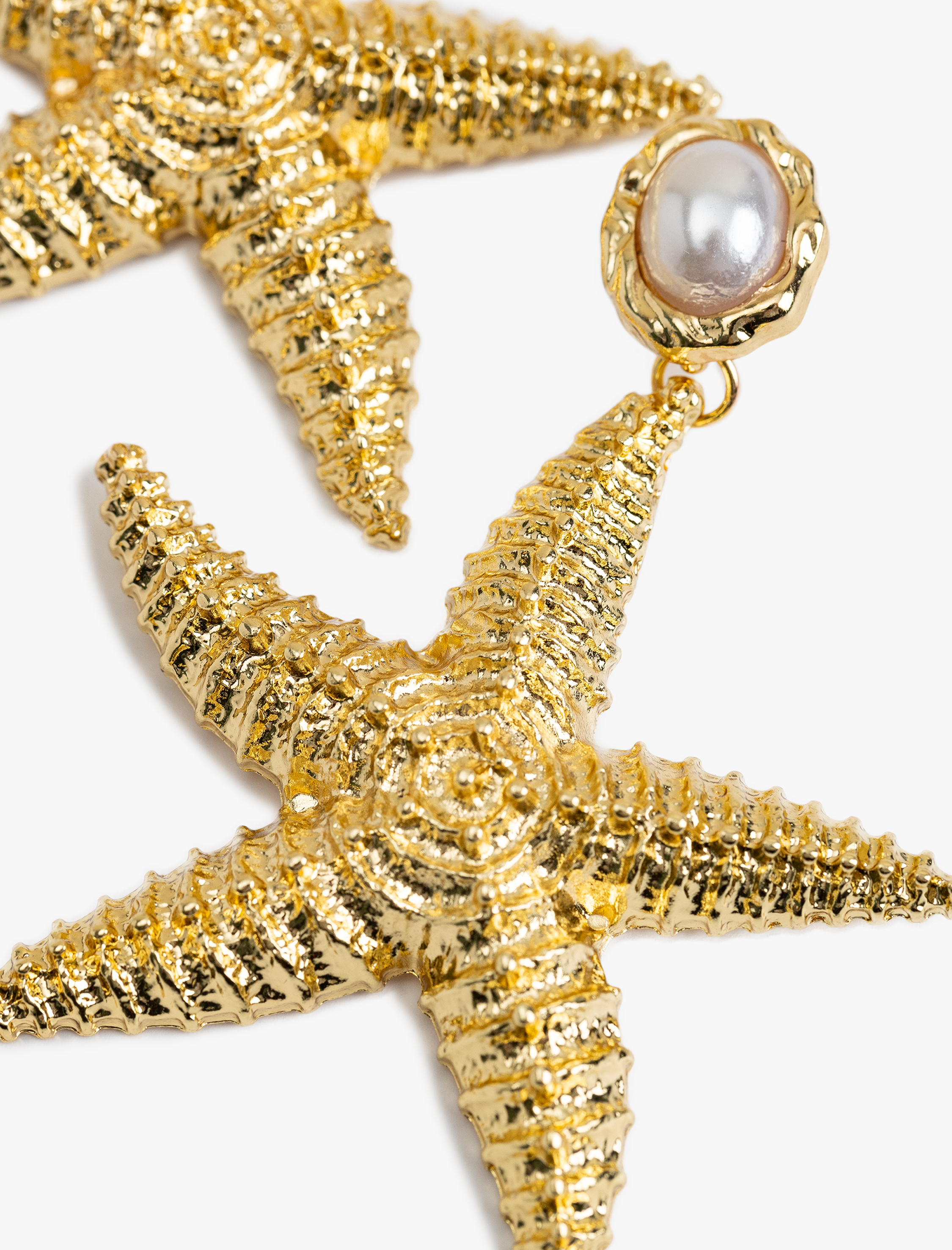  Kadın İnci Boncuk Detaylı Sallantılı Deniz Yıldızı Küpe  - Koton X Melis Ağazat