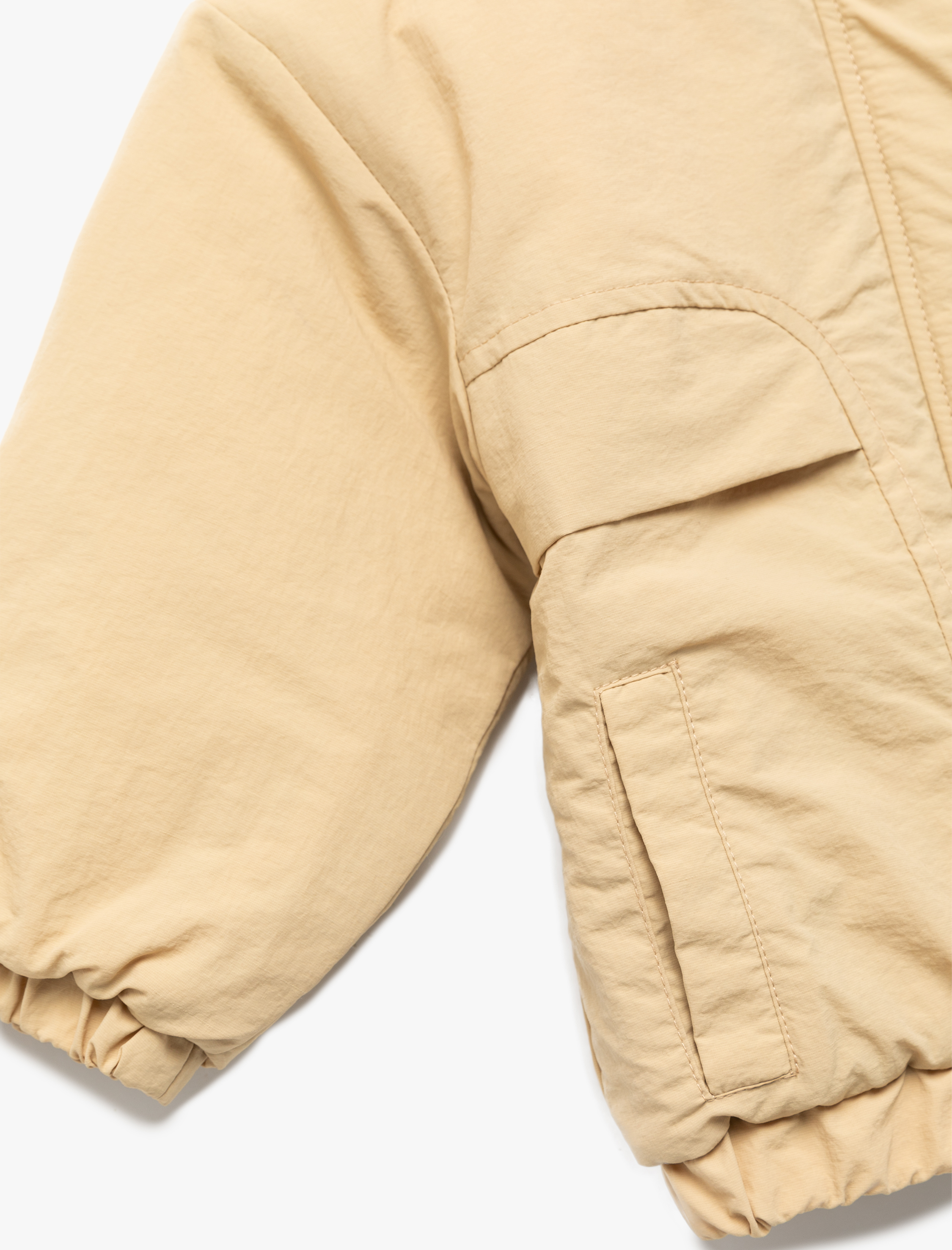  Erkek Bebek Uzun Kollu Cep Detaylı Renk Bloklu Fermuarlı Gömlek Yaka Bomber Mont