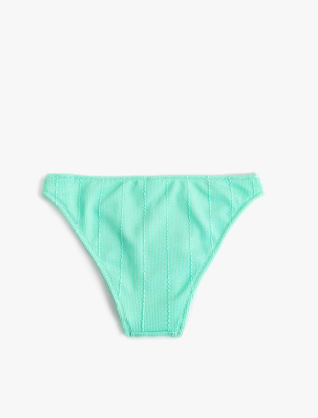 Dokulu Bikini Altı_1