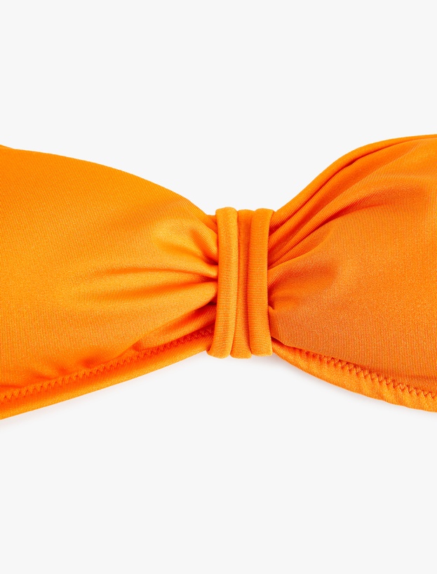 Boyundan Bağlama Detaylı Büzgülü Straplez Bikini Üstü_2