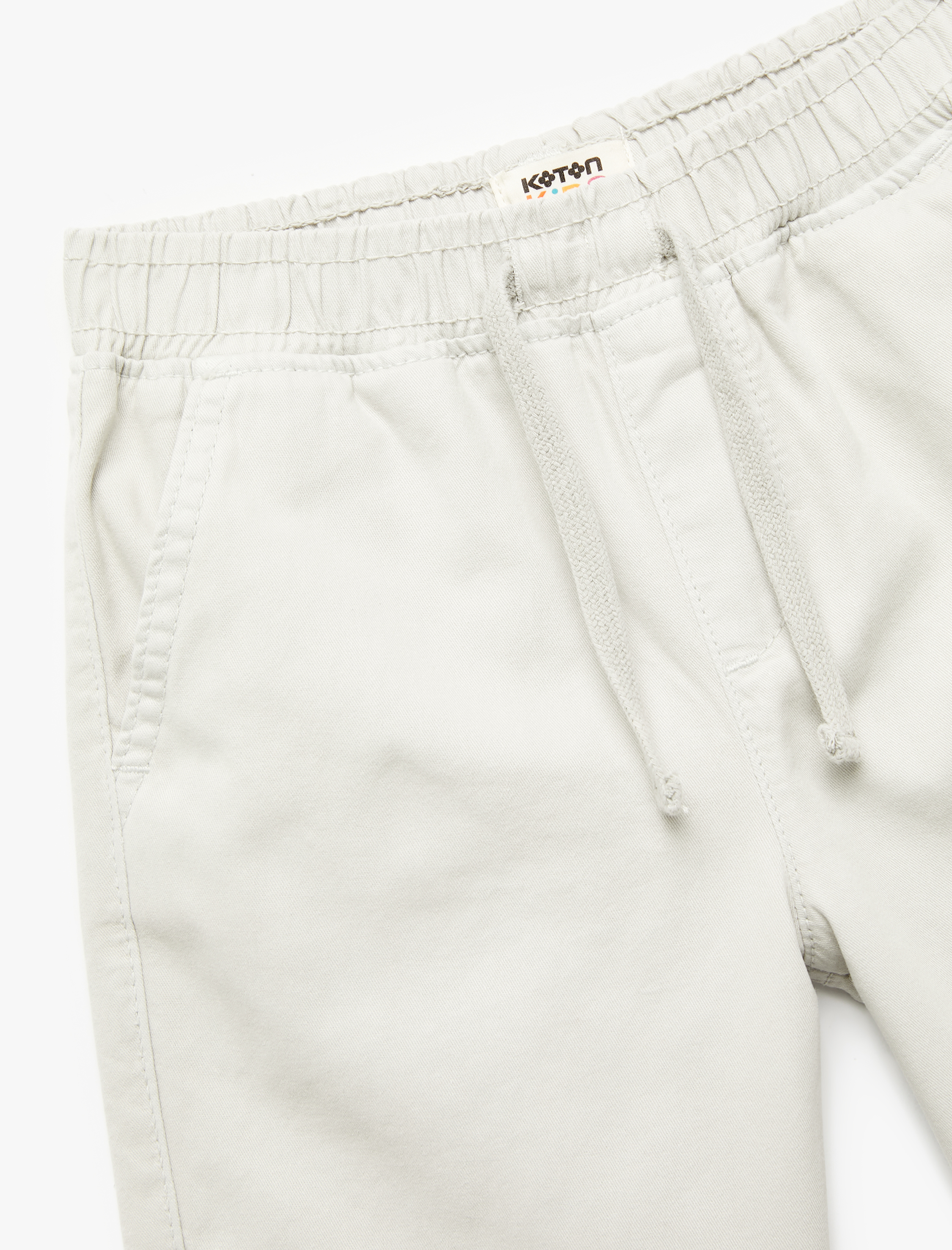  Erkek Çocuk Pamuklu Beli Bağcıklı Regular Fit Cepli Chino Şort