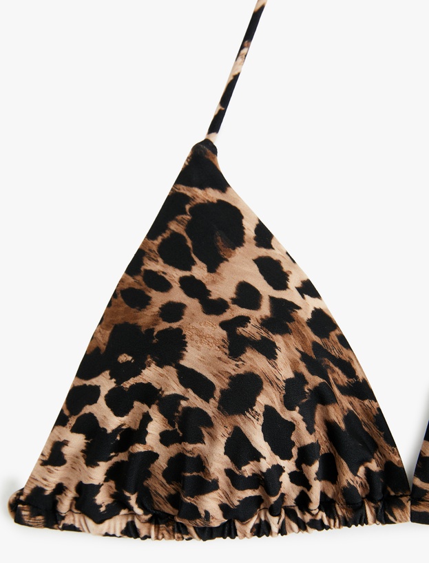 Boyundan Bağlamalı İpli Leopar Desenli Üçgen Bikini Üstü_1