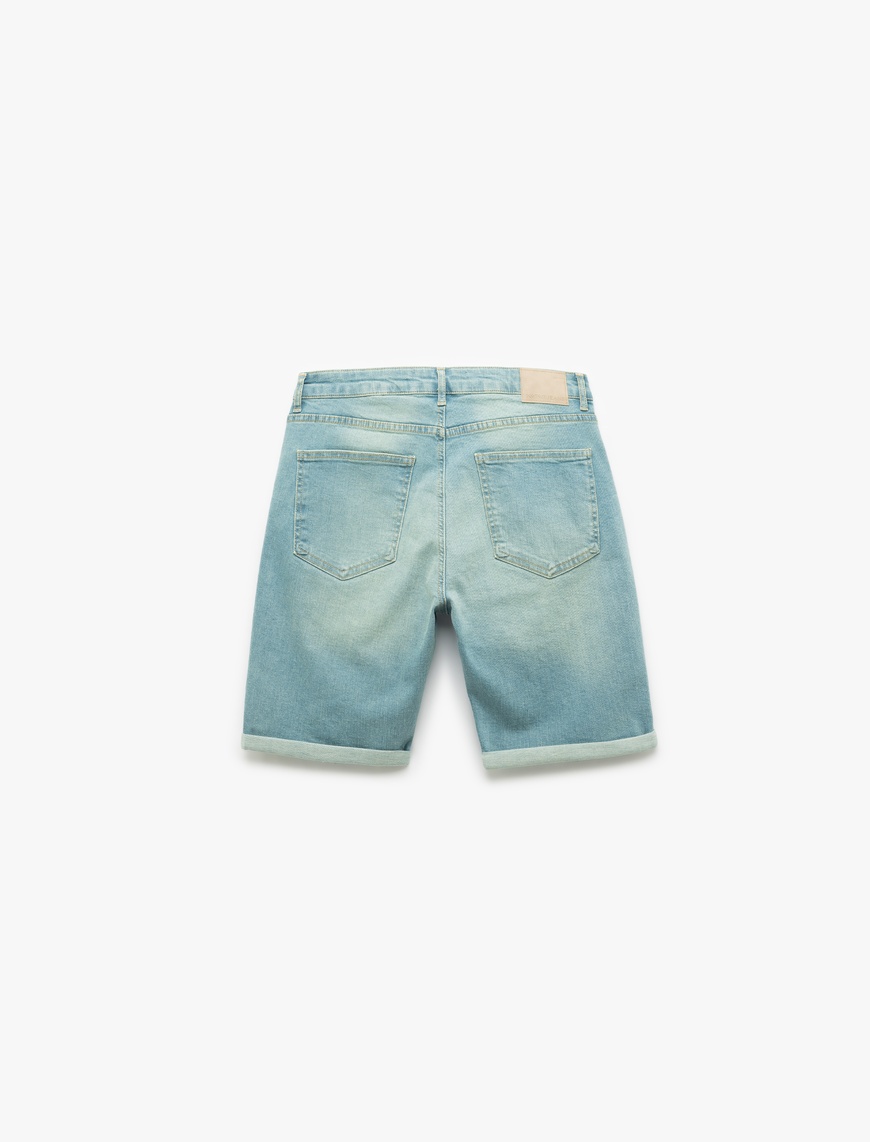   Pamuklu Cep Detaylı Katlamalı Paça Slim Fit Denim Şort
