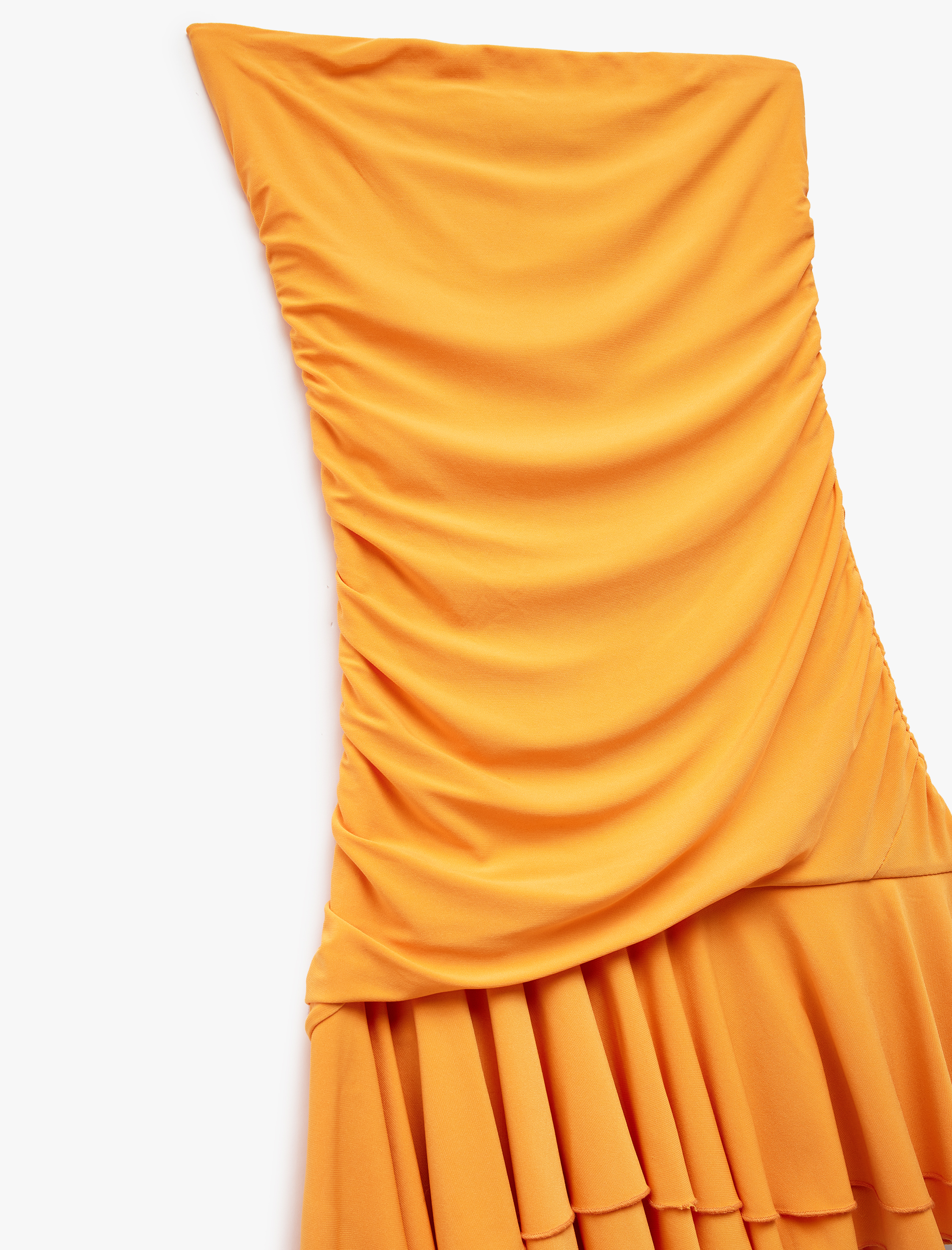   Koton X Şahika Ercümen - Drape Detaylı Fırfırlı Mini Straplez Elbise