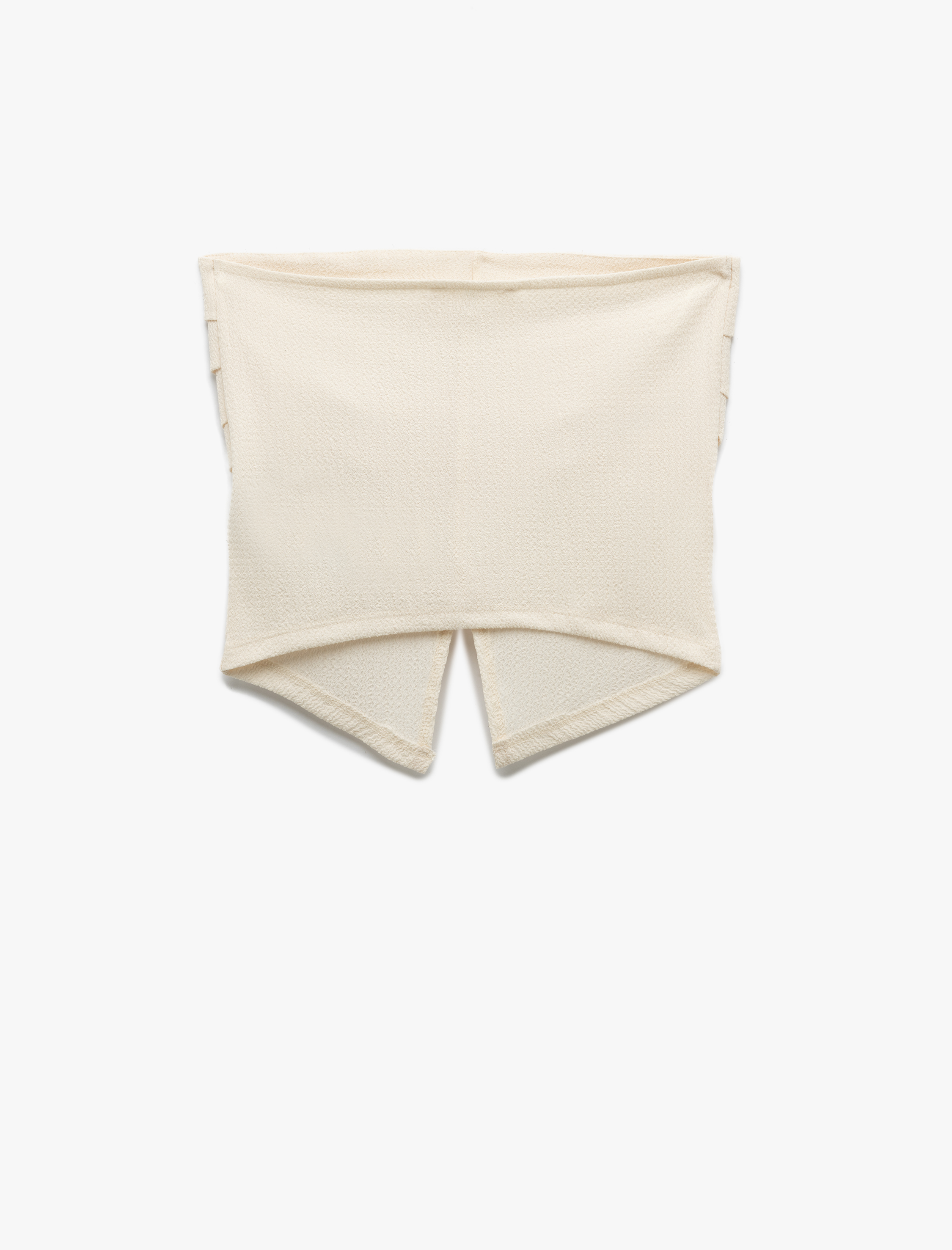   Önden Yırtmaçlı Kat Detaylı Straplez Bluz