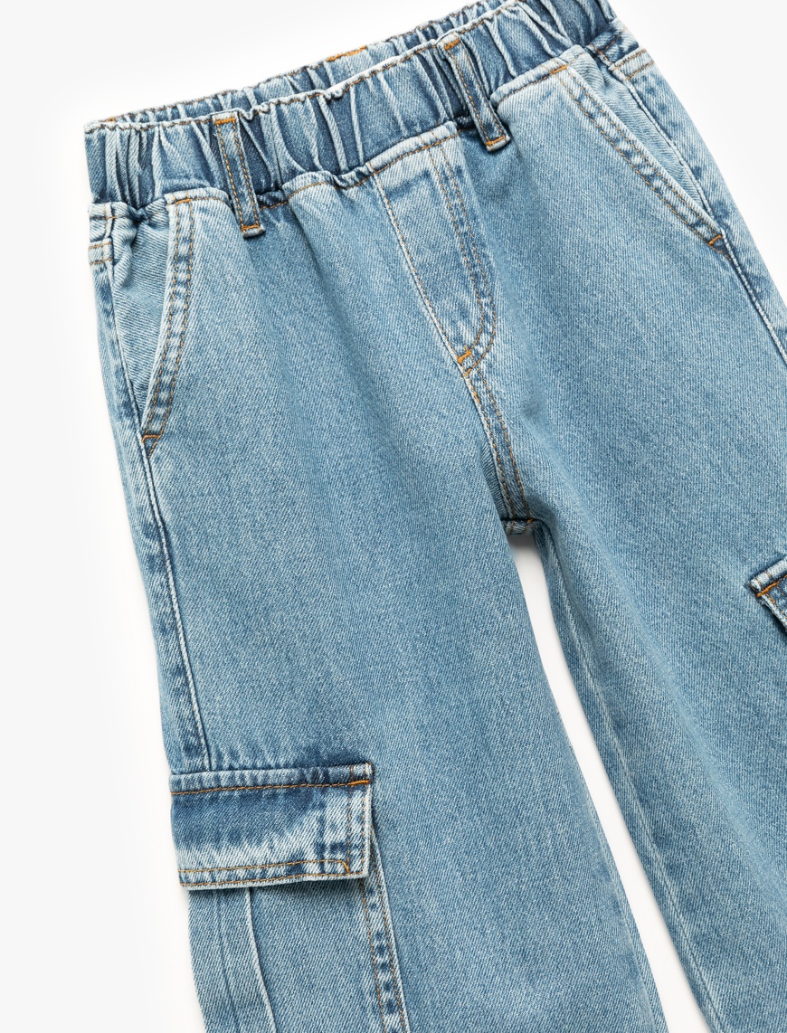  Kız Çocuk Pamuklu Cep Detaylı Geniş Paça Kargo Denim Pantolon