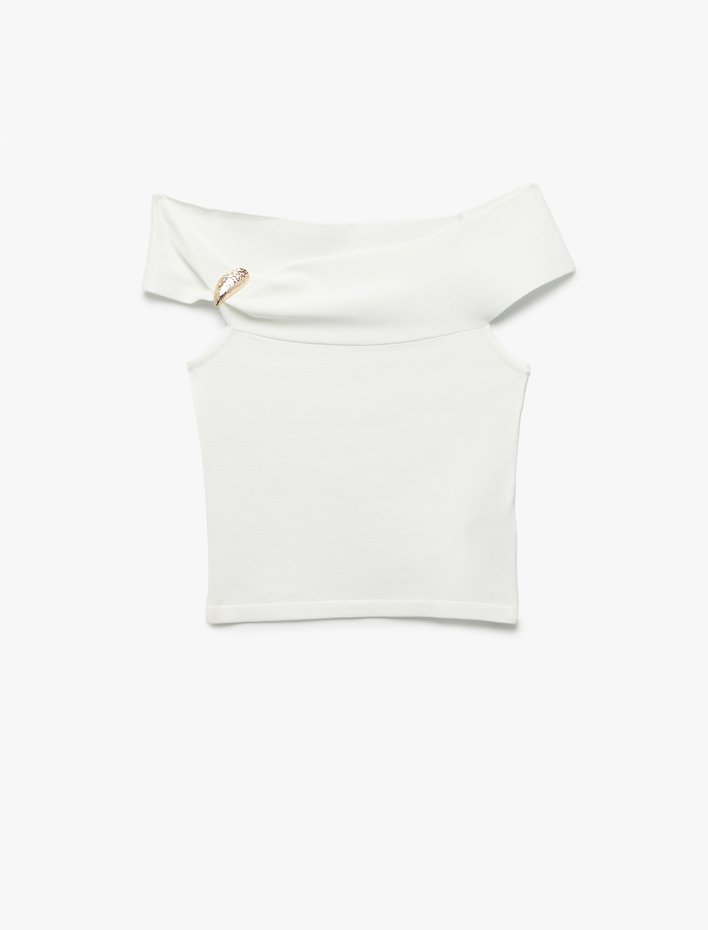   Koton X Melis Ağazat - Metal Aksesuarlı Açık Omuz Madonna Yaka Bluz