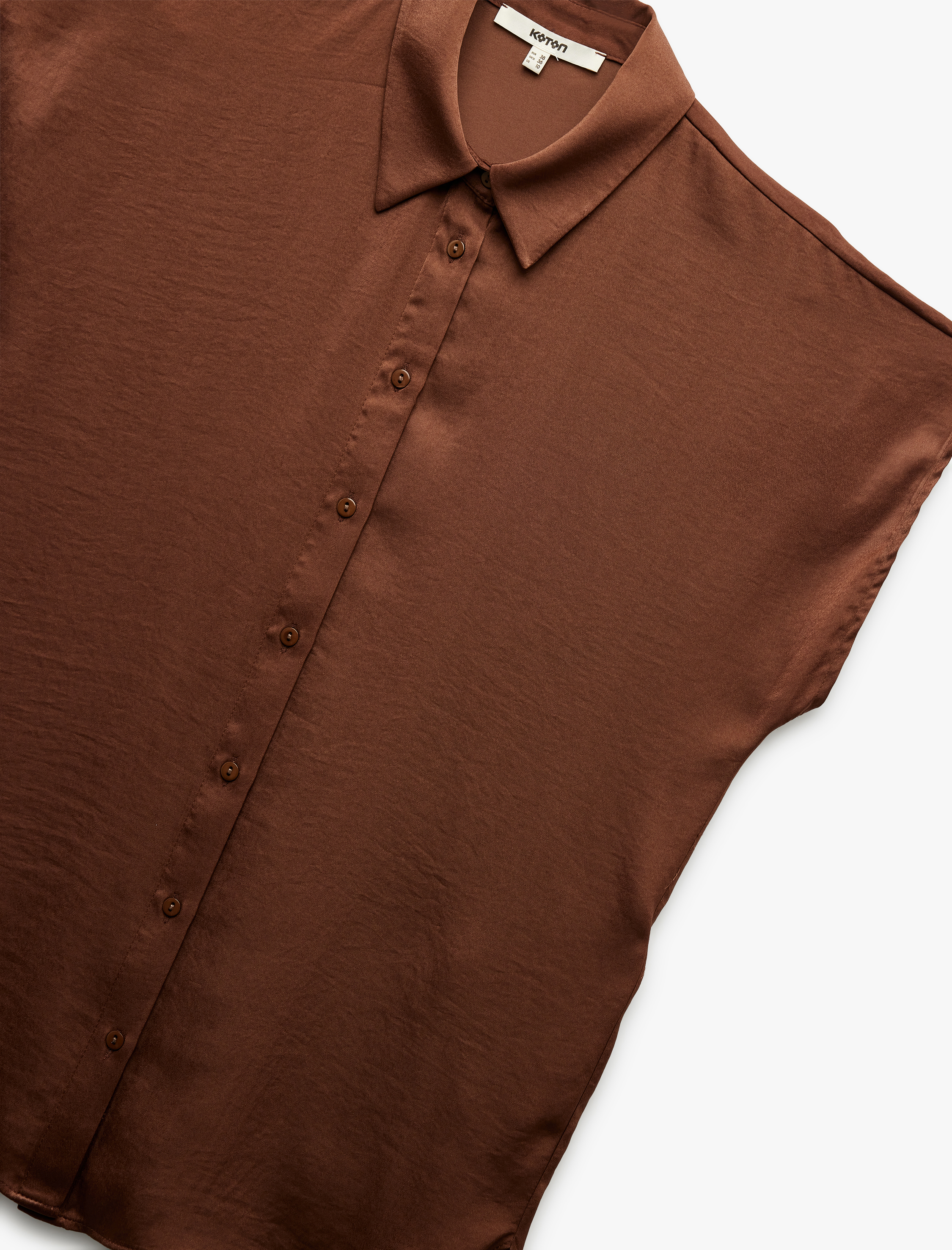 Aerobin Kumaş Klasik Yaka Kolsuz Düğmeli Saten Gömlek