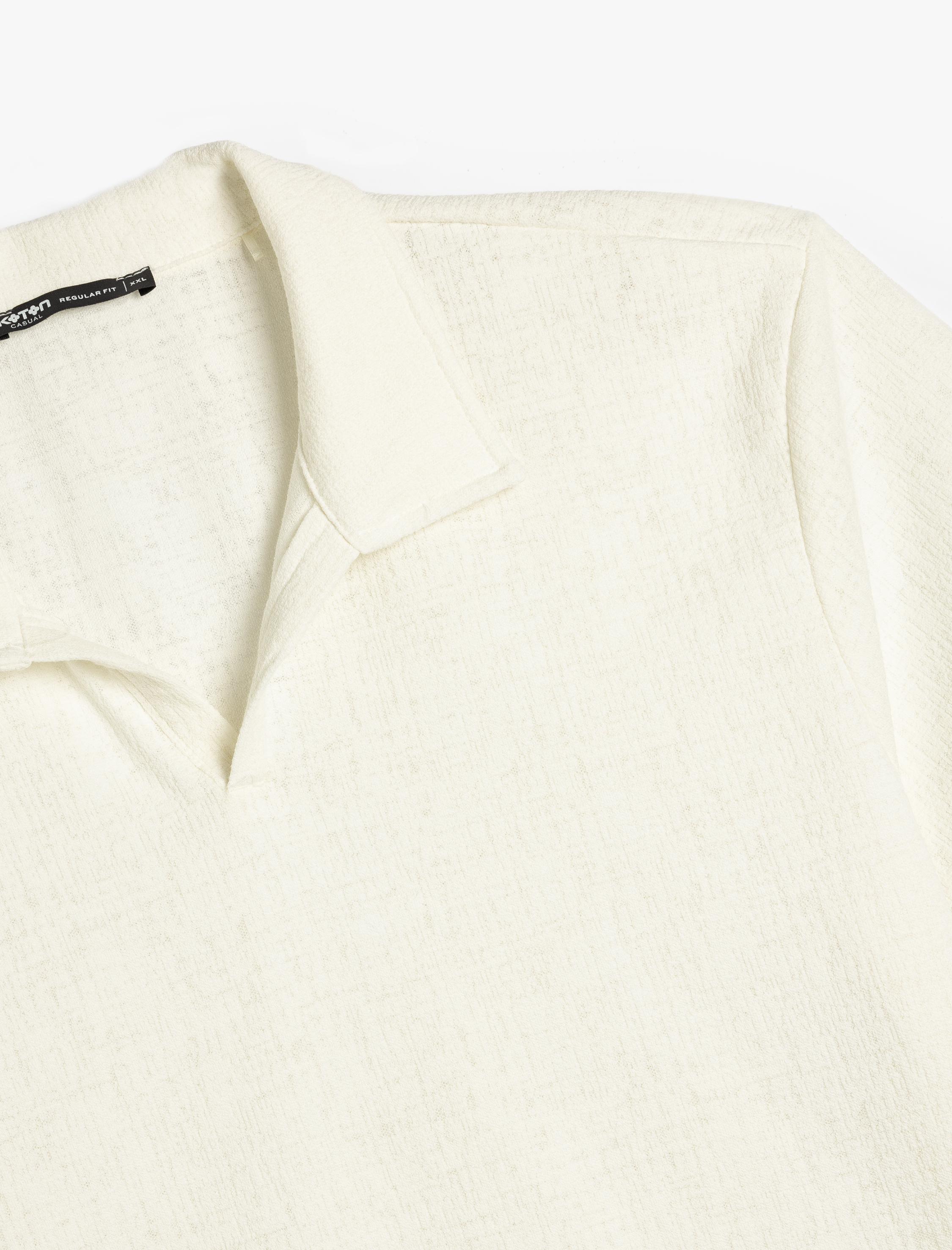   Pamuklu Regular Fit V Polo Yaka Kısa Kollu Tişört