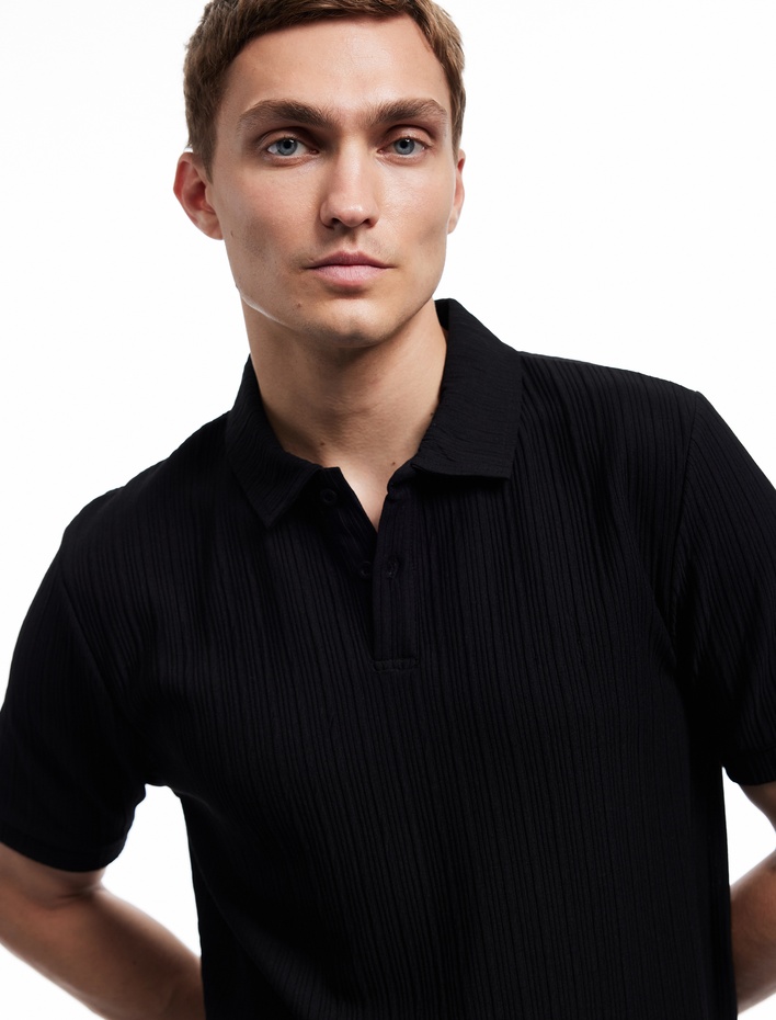  Kısa Kollu Düğmeli Regular Fit Polo Yaka Tişört