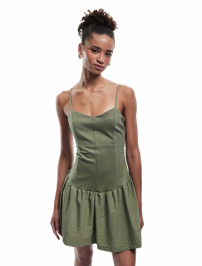  İp Askılı Kalp Yaka Dikiş Detaylı Balon Elbise