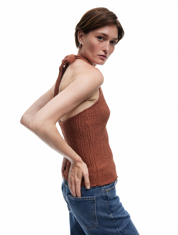  Bürümcük Kumaş Slim Fit Sırt Dekolteli Halter Yaka Üst