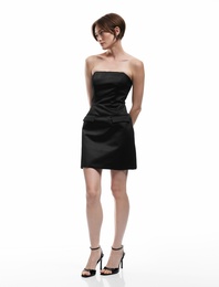 Straplez Yaka Cep Detaylı Saten Bodycon Kolsuz Dar Kesim Mini Abiye Elbise